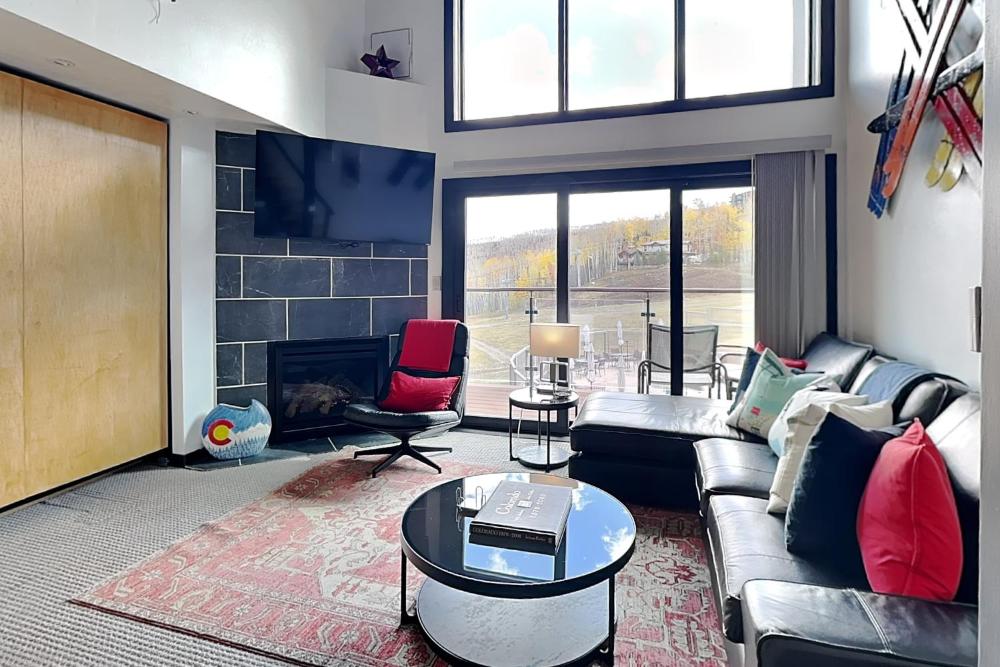 Timberline Condominiums Studio Loft Deluxe Unit 315